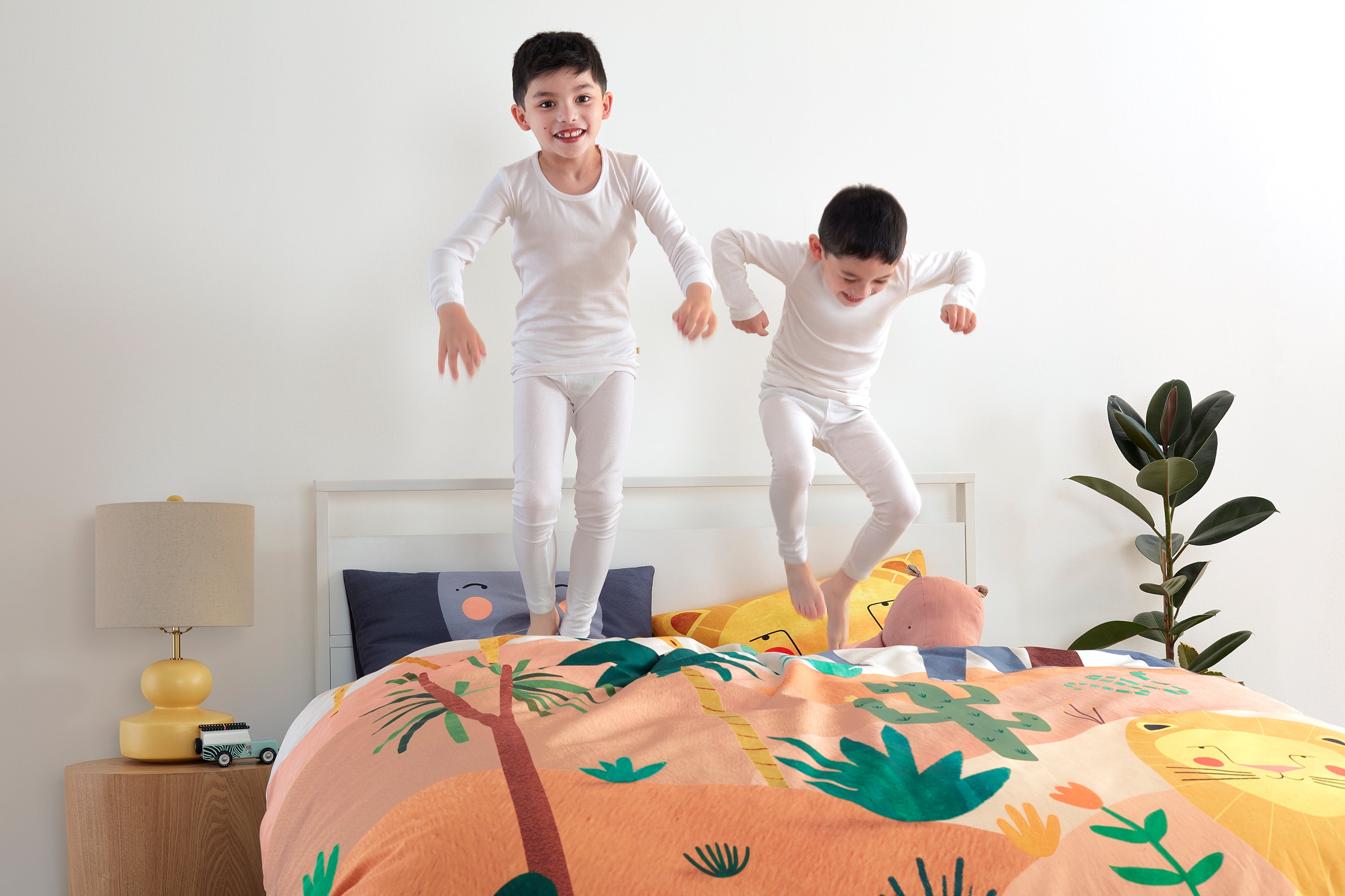 SAMPLE SALE Savanna Bedding (King)