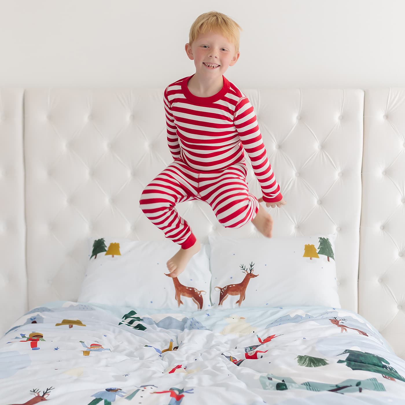 SAMPLE SALE Snowy Day Bedding (Twin/Full/Queen)