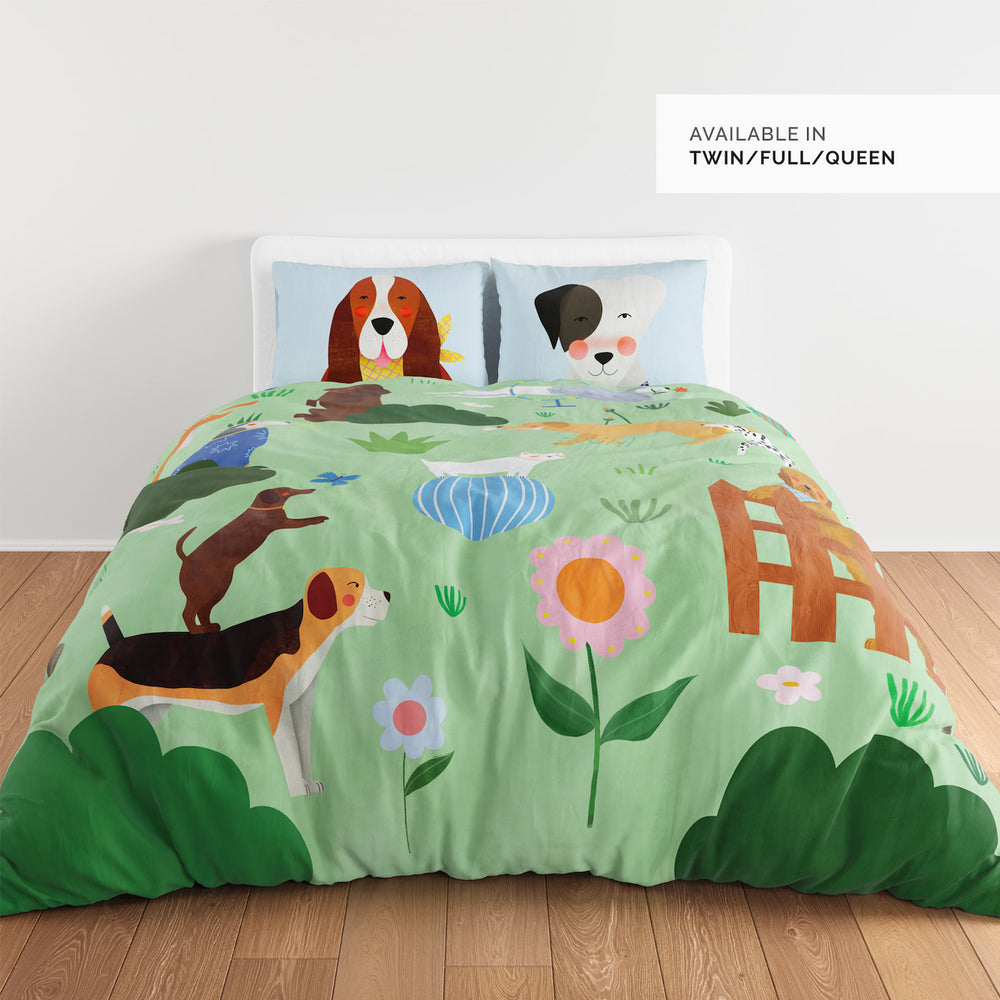 dog themed bedding for children, featuring different breeds including goldendoodle, dalmatian, golden retriever, beagle, husky, poodle and more