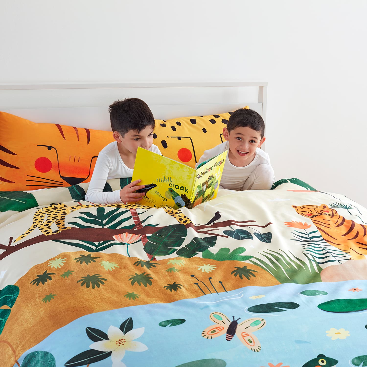 In The Jungle twin full queen king size bedding
