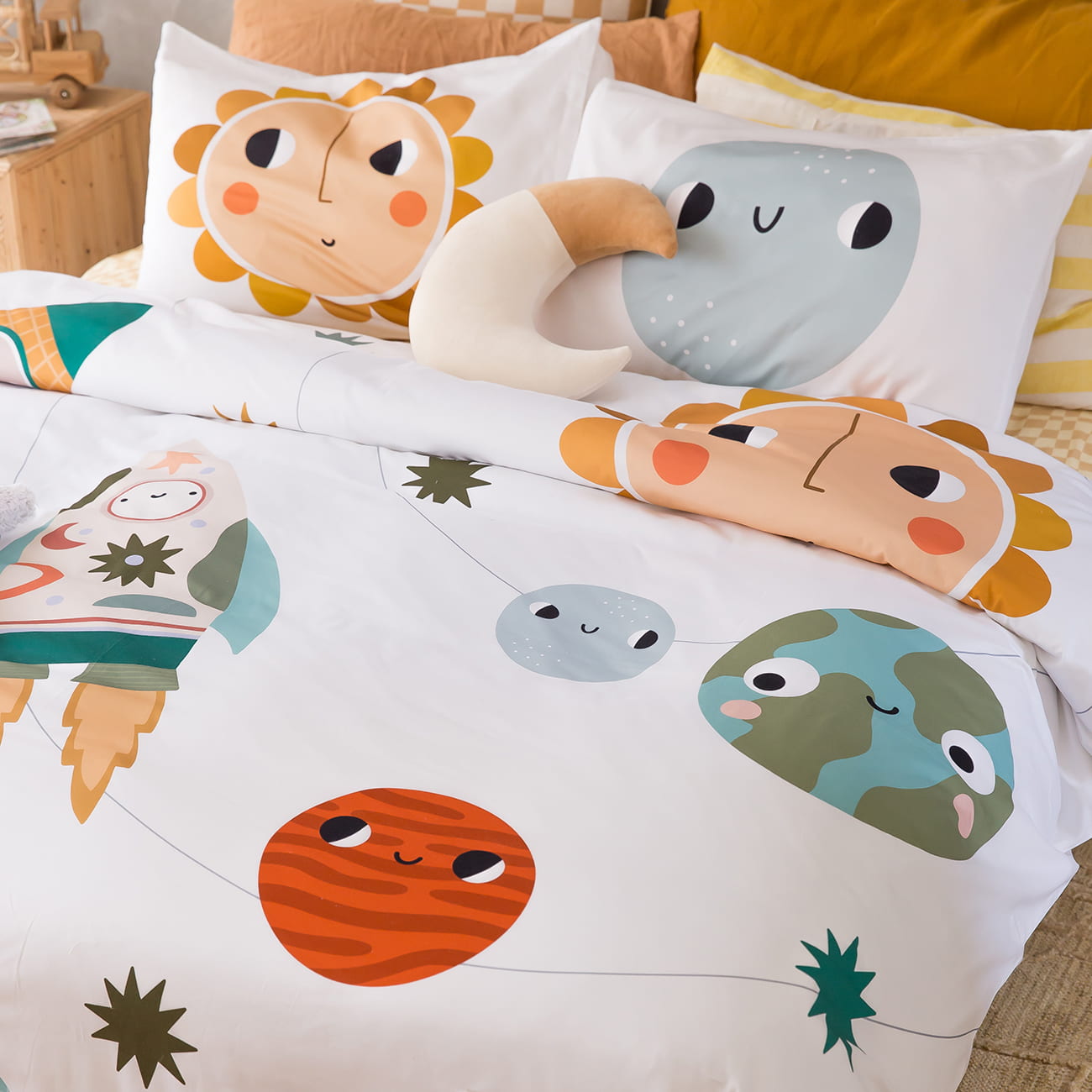 kids space themed bedding set, space themed bedroom decor, space planets stars and rockets duvet and pillowcase set