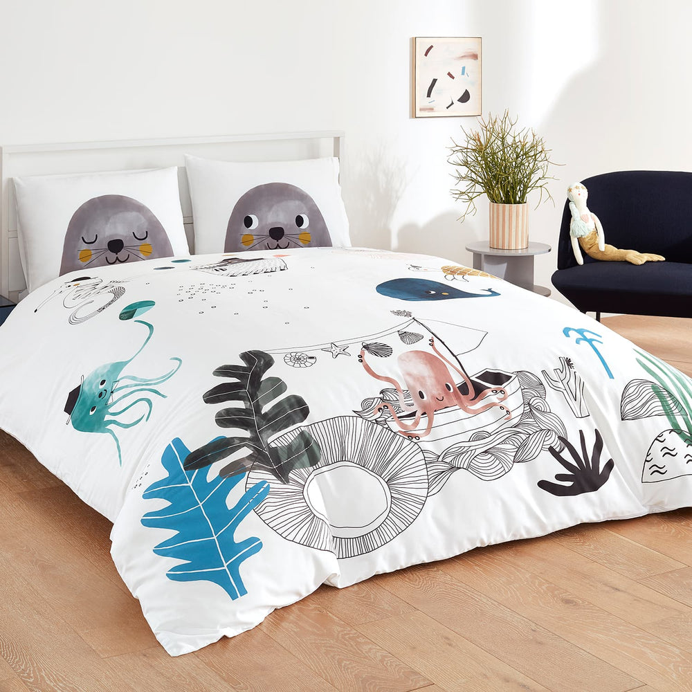 SAMPLE SALE Underwater Love Bedding (Full/Queen)