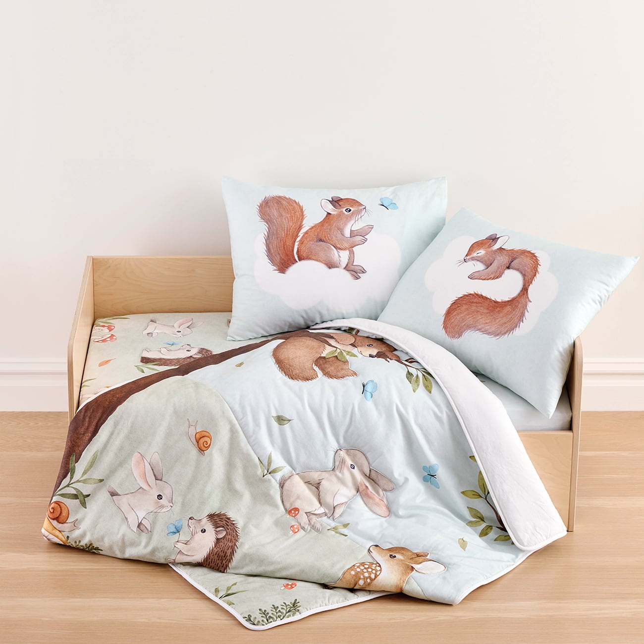 Enchanted forest toddler comforter woodland baby quilt with bear bunny bird fawn hedgehog, forest scene