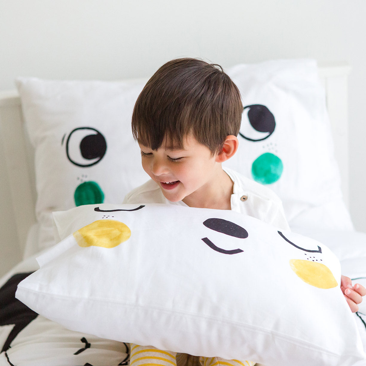 2-pack Happy Faces Standard Size Pillowcases