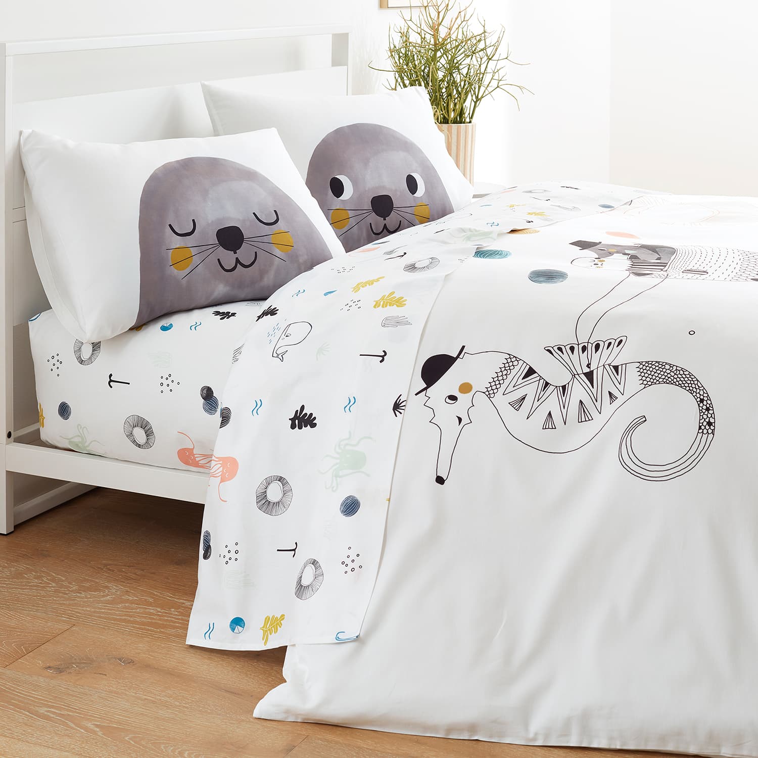 Ocean themed bedding, ocean bedsheets in twin and full size 