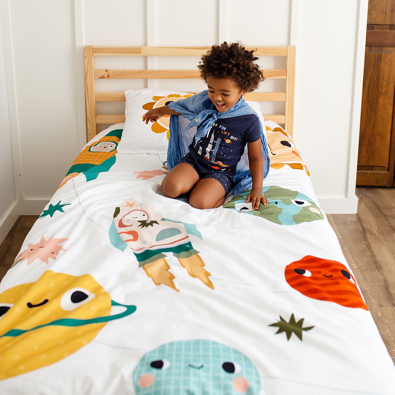 kids space themed bedding set, space themed bedroom decor, space planets stars and rockets duvet and pillowcase set 